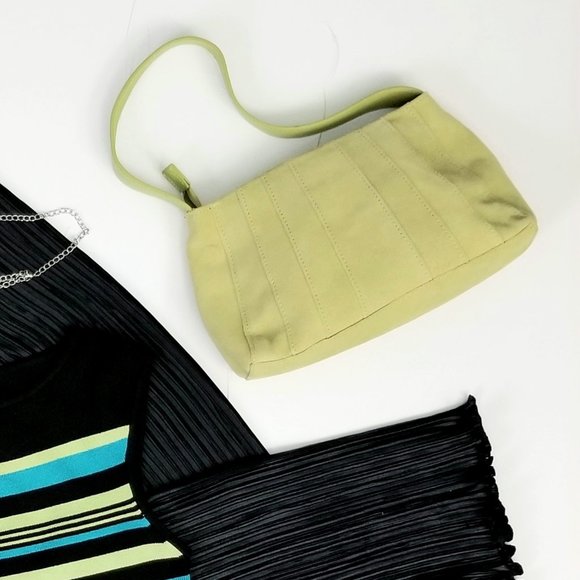 FIND THESE BEAUTIES & SO MUCH MORE IN MY CLOSET! - Picture 3 of 5